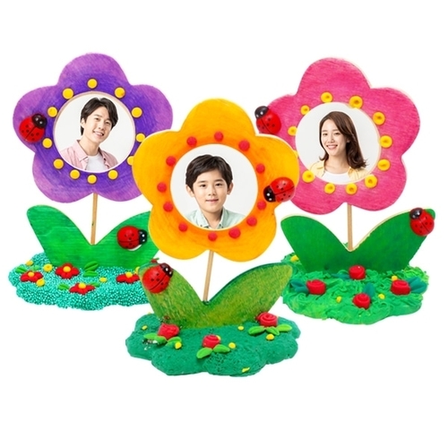 나무 액자_꽃과 무당벌레_1인